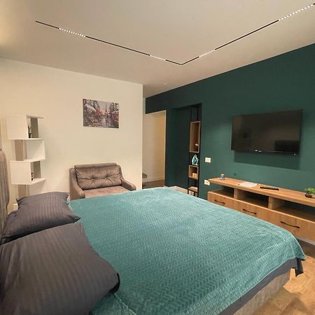 Downtown Studio Apartments Tirana Exteriér fotografie